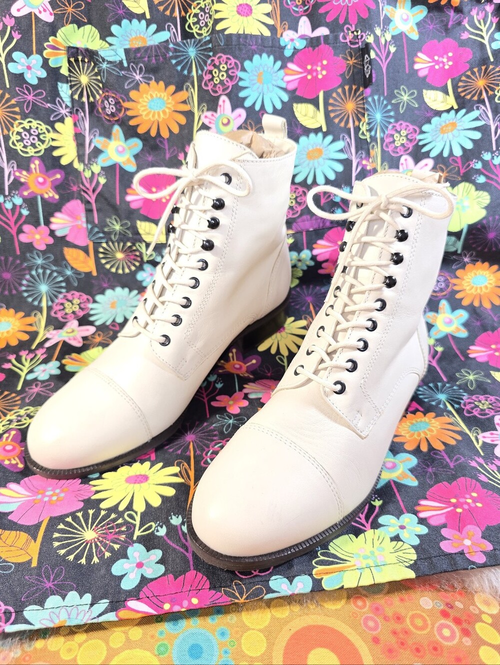 Nine West "Windstorm" Cream Leather Lace-Up Ankle Boots